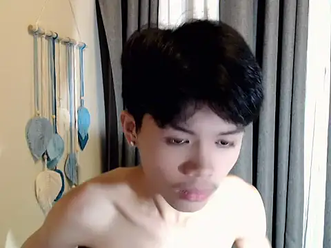 sweet cuttieguy online show from April 24, 2026, 11:23 am