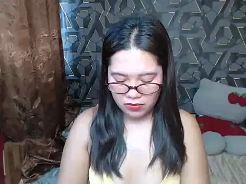 Snapshot of ur_prettychelsie chatting on May 30, 2026, 10:37 pm ur prettychelsie online show from May 30, 2026, 10:37 pm