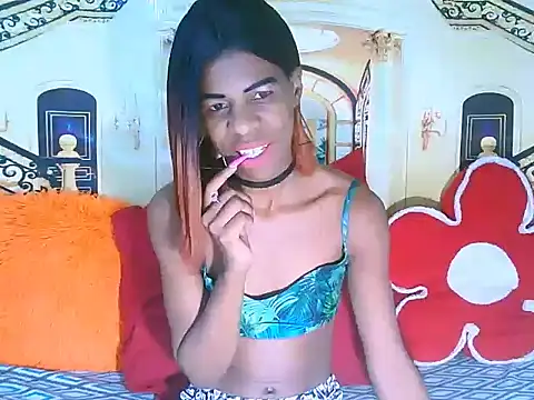 Snapshot of EbonySweetPeach chatting on May 8, 2026, 5:44 am EbonySweetPeach online show from May 8, 2026, 5:44 am