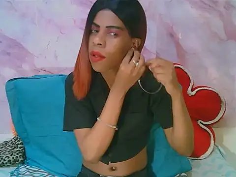 Snapshot of EbonySweetPeach chatting on June 12, 2026, 5:43 pm EbonySweetPeach online show from June 12, 2026, 5:43 pm