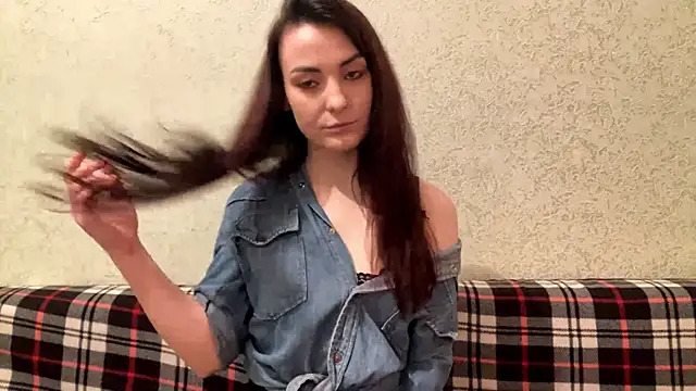 Madisonlovx online show from April 30, 2026, 6:37 pm