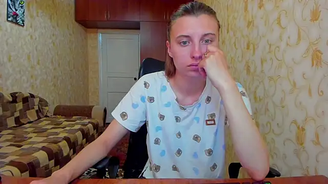 Snapshot of MilaShka29 chatting on June 12, 2026, 7:28 am MilaShka29 online show from June 12, 2026, 7:28 am