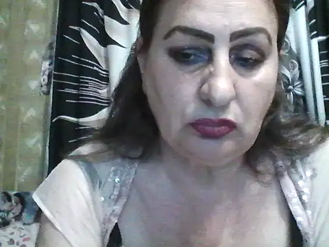 Snapshot of LoaqLovew chatting on May 24, 2026, 9:09 am LoaqLovew online show from May 24, 2026, 9:09 am