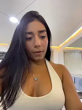 SaryJonex online show from May 2, 2026, 1:27 pm