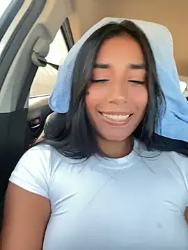 Snapshot of SaryJonex chatting on July 31, 2026, 2:26 pm SaryJonex online show from July 31, 2026, 2:26 pm
