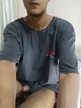 skinny raj online show from June 18, 2026, 7:52 pm