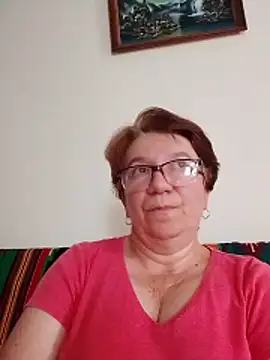 KetQueen101 online show from June 5, 2026, 12:33 pm