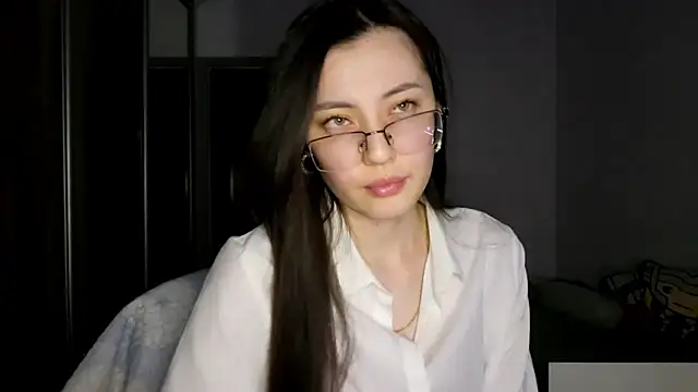 Snapshot of AshleyTropiano chatting on May 20, 2026, 3:31 pm AshleyTropiano online show from May 20, 2026, 3:31 pm