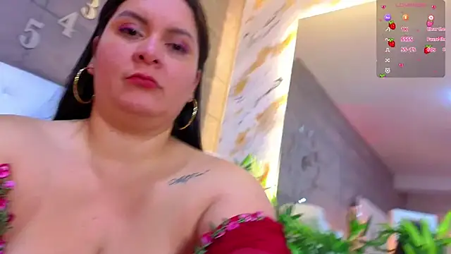 Snapshot of RachelCarlton chatting on May 25, 2026, 1:43 pm RachelCarlton online show from May 25, 2026, 1:43 pm
