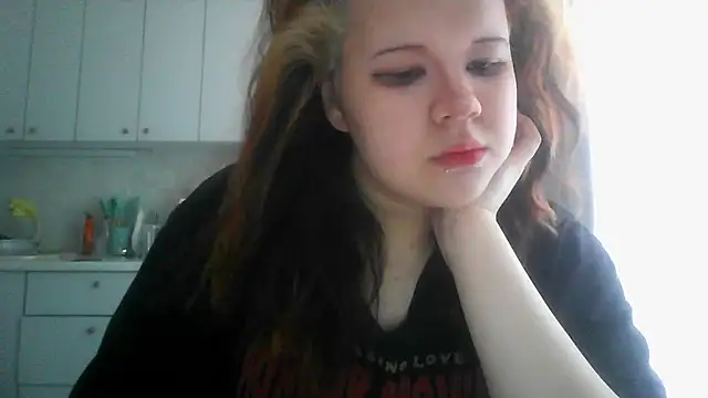 Snapshot of Amanda_Mia_ chatting on May 20, 2026, 8:11 am Amanda Mia online show from May 20, 2026, 8:11 am