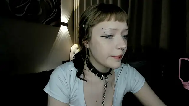 Snapshot of urmelodyy chatting on May 21, 2026, 9:12 pm urmelodyy online show from May 21, 2026, 9:12 pm