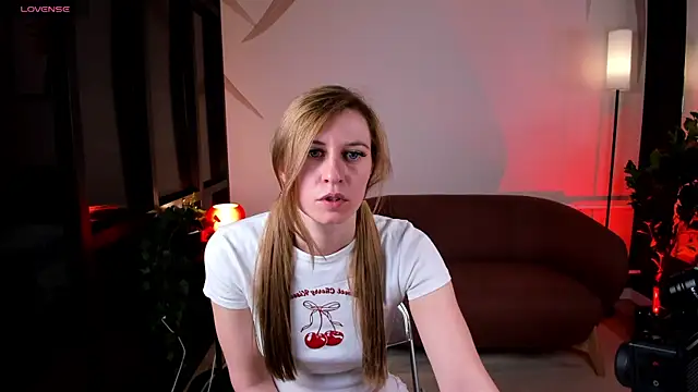 LunaLuxe   online show from April 24, 2026, 8:05 am