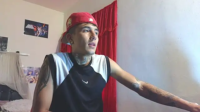 charles carterxxx online show from May 10, 2026, 10:11 pm