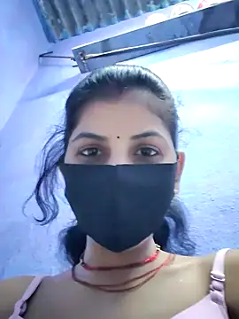 Snapshot of RUHI_1143 chatting on May 3, 2026, 12:31 pm RUHI 1143 online show from May 3, 2026, 12:31 pm