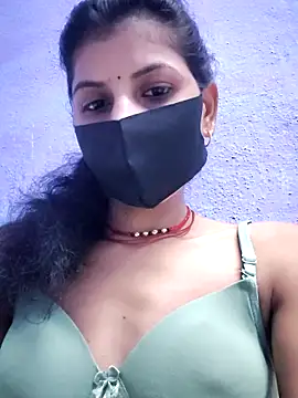 Snapshot of RUHI_1143 chatting on May 27, 2026, 5:09 pm RUHI 1143 online show from May 27, 2026, 5:09 pm