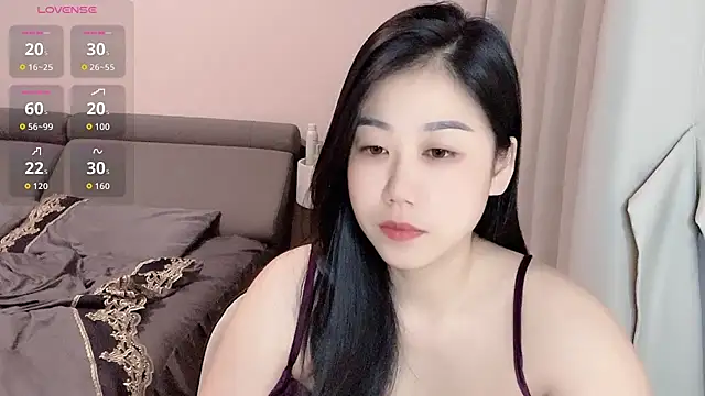 Snapshot of F-Yuwei chatting on May 31, 2026, 4:13 pm F-Yuwei online show from May 31, 2026, 4:13 pm