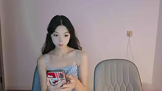 Snapshot of Zhizhi-99 chatting on May 23, 2026, 10:31 pm Zhizhi-99 online show from May 23, 2026, 10:31 pm