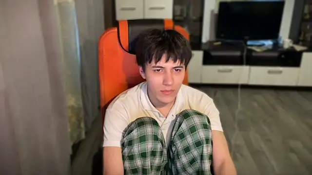 vialeras1 online show from April 26, 2026, 1:47 am