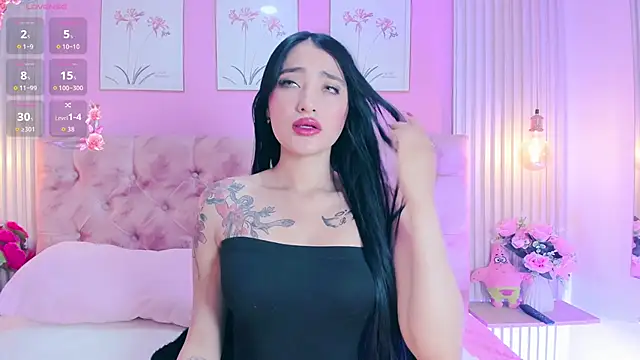 Snapshot of Ariana_west_ chatting on May 23, 2026, 12:59 pm Ariana west online show from May 23, 2026, 12:59 pm