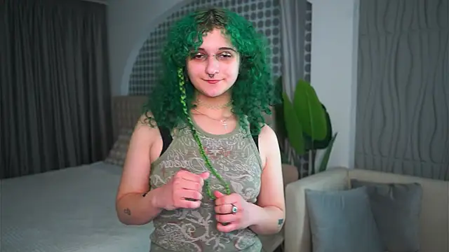 NeomaTaegel online show from April 29, 2026, 5:30 pm