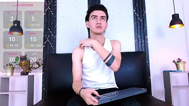Snapshot of Feiccer_Castquer chatting on May 21, 2026, 11:07 am Feiccer Castquer online show from May 21, 2026, 11:07 am