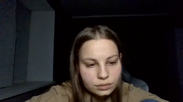 Snapshot of _Linsyy_ee_ chatting on June 13, 2026, 7:56 pm Linsyy ee online show from June 13, 2026, 7:56 pm