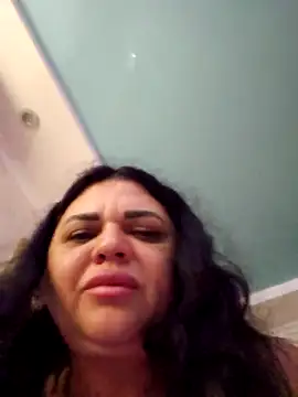Snapshot of -CUTE-EVVIL- chatting on May 17, 2026, 7:47 pm -CUTE-EVVIL- online show from May 17, 2026, 7:47 pm