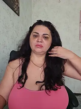Snapshot of -CUTE-EVVIL- chatting on June 10, 2026, 6:47 am -CUTE-EVVIL- online show from June 10, 2026, 6:47 am