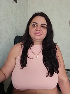 Snapshot of -CUTE-EVVIL- chatting on June 3, 2026, 7:53 am -CUTE-EVVIL- online show from June 3, 2026, 7:53 am