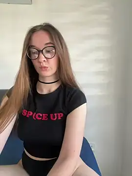 Dianyx online show from May 10, 2026, 2:08 pm