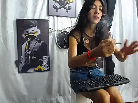 isabela699 online show from May 1, 2026, 3:11 am
