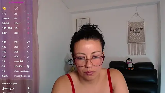 Valeri bj online show from May 9, 2026, 1:14 pm