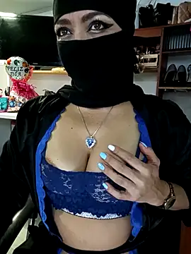 Snapshot of nadia__abaud chatting on September 30, 2025, 1:44 am nadia abaud online show from September 30, 2025, 1:44 am