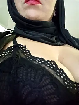 Snapshot of nadia__abaud chatting on September 13, 2025, 2:22 am nadia abaud online show from September 13, 2025, 2:22 am