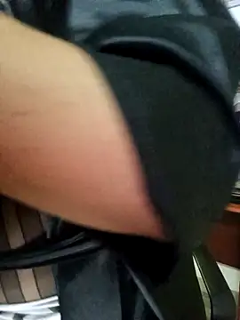 Snapshot of nadia__abaud chatting on September 26, 2025, 3:13 am nadia abaud online show from September 26, 2025, 3:13 am