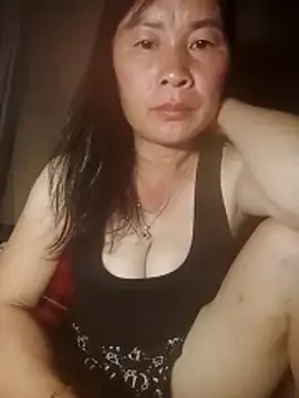 Lella 01 online show from June 21, 2026, 1:17 pm