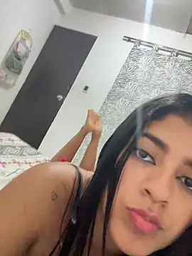 Snapshot of AbrilCollins chatting on July 13, 2026, 4:17 pm AbrilCollins online show from July 13, 2026, 4:17 pm
