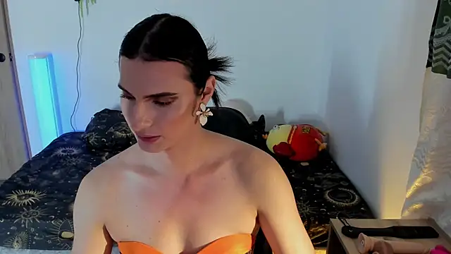 Snapshot of _shantallskinny_ chatting on May 6, 2026, 5:55 am shantallskinny online show from May 6, 2026, 5:55 am
