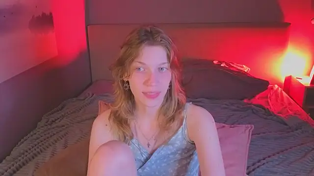 Emily Cartex online show from May 24, 2026, 5:51 am