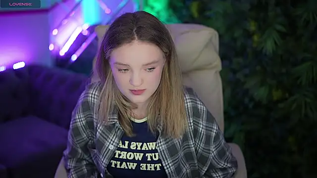 MariaMedow online show from April 25, 2026, 12:41 pm