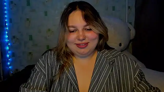 Snapshot of LillyHaigh chatting on July 20, 2026, 8:44 pm LillyHaigh online show from July 20, 2026, 8:44 pm