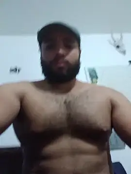 Bearmachin online show from May 22, 2026, 2:09 am