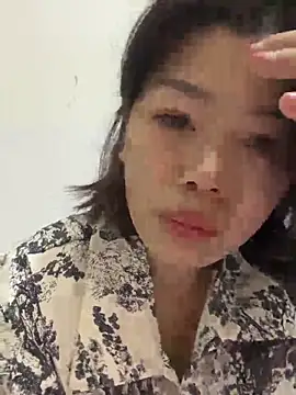 Snapshot of milkwine chatting on May 10, 2026, 3:32 am milkwine online show from May 10, 2026, 3:32 am