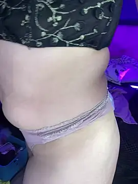 Azahara 18 online show from July 11, 2026, 6:08 pm