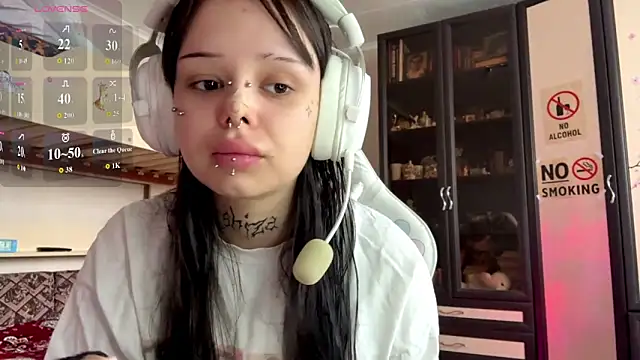 Willow Jess online show from May 14, 2026, 10:01 am