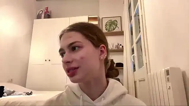 JacquelyneDelgado online show from April 30, 2026, 5:20 pm