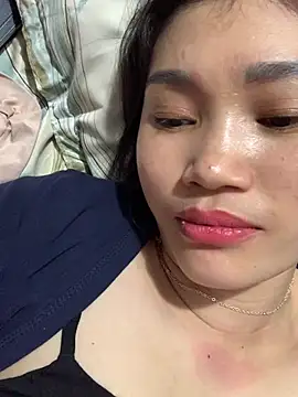 Sary Naughty online show from April 29, 2026, 6:14 pm
