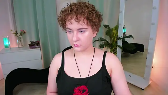 Snapshot of MelittaStorrie chatting on June 2, 2026, 7:30 am MelittaStorrie online show from June 2, 2026, 7:30 am