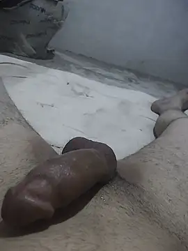 TootedFreezing online show from June 27, 2026, 7:31 pm