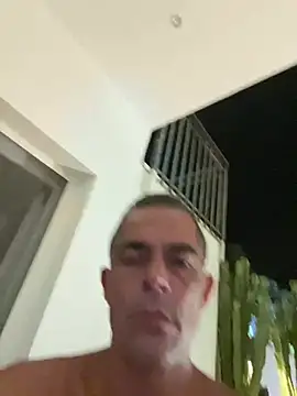 Snapshot of Riccardo86xx chatting on June 30, 2026, 10:21 pm Riccardo86xx online show from June 30, 2026, 10:21 pm